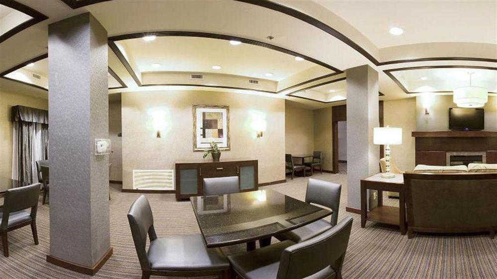 Holiday Inn Express Hotel & Suites Austell Powder Springs By Ihg Экстерьер фото